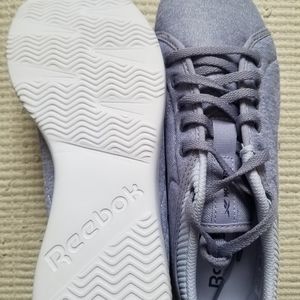 NWT Reebok shoes size 7.5